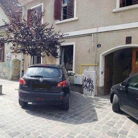 Studio Sforii In Brasov Ris Accommodation Luaran gambar
