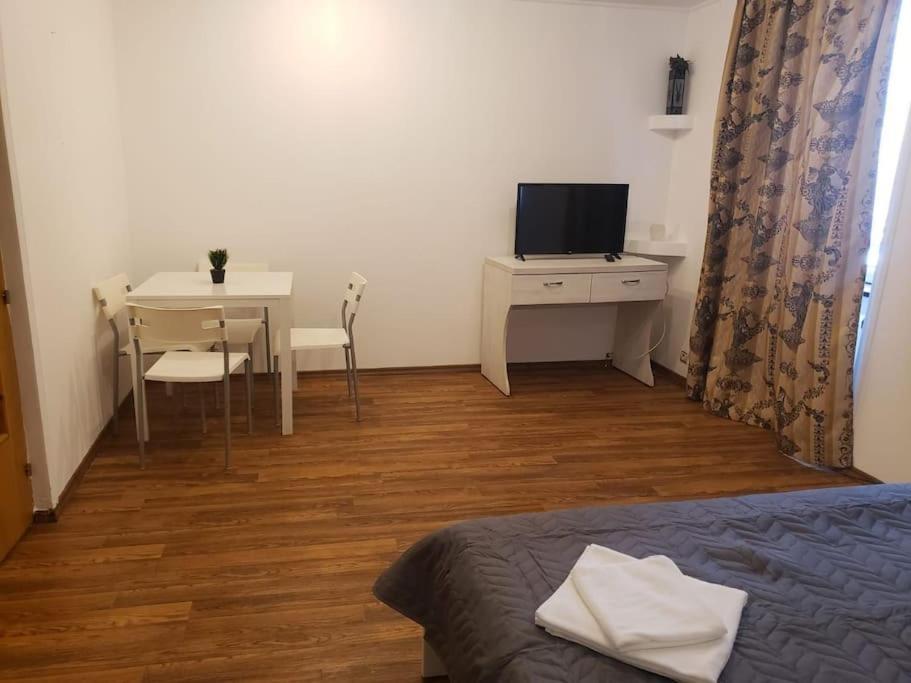 Studio Sforii In Brasov Ris Accommodation Luaran gambar